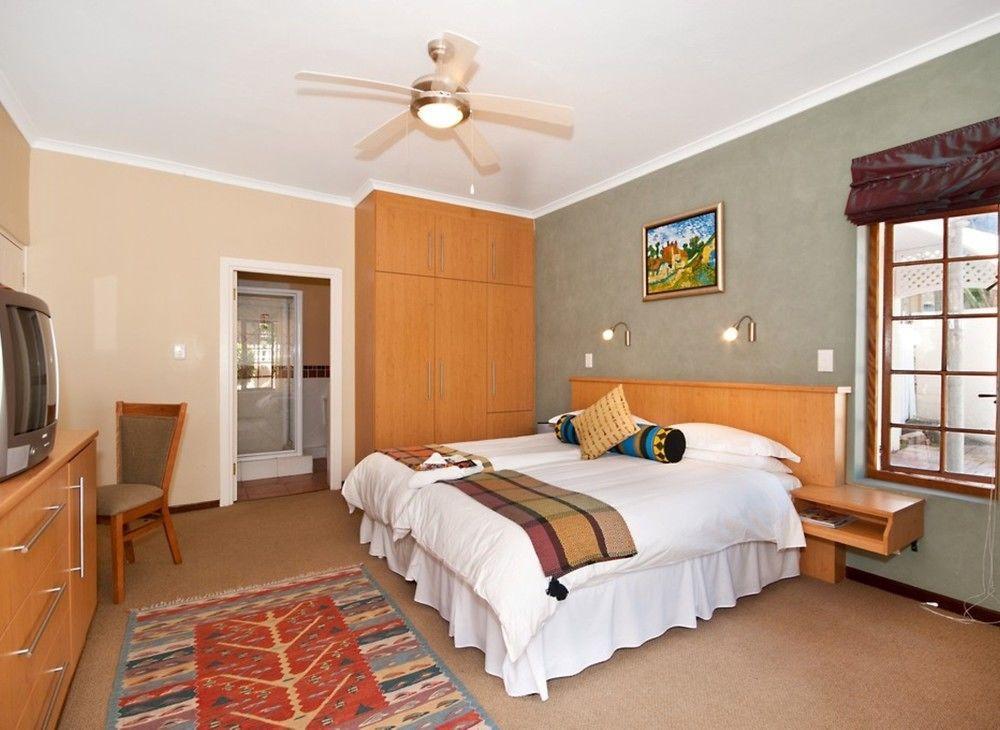 Cape Flame Guest House Πορτ Ελίζαμπεθ Εξωτερικό φωτογραφία